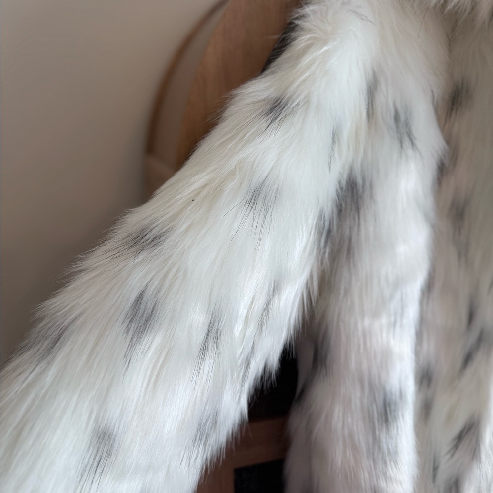 Snow Leopard Faux Fur Long Coat Plush Winter Glam Jacket Women’s 4XL Plus - Picture 3 of 11